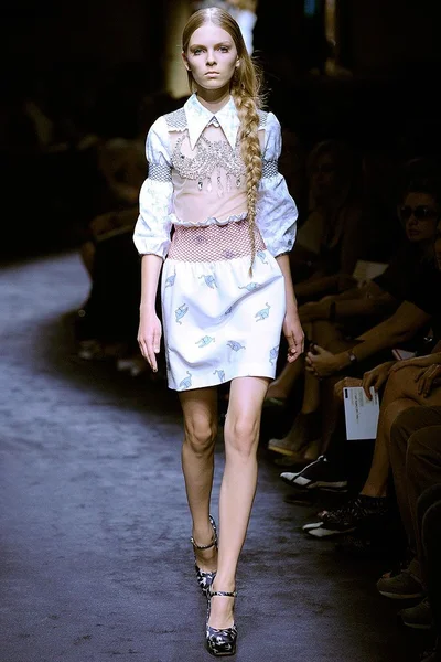 Look 35